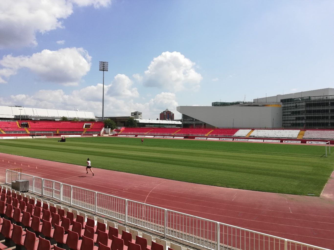 FK Vojvodina Novi Sad 2-1 FK IMT Novi Belgrad :: Resumos :: Vídeos 